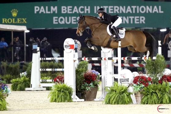 Бизи Мэдден первая в Гран-при CSI3*в США 