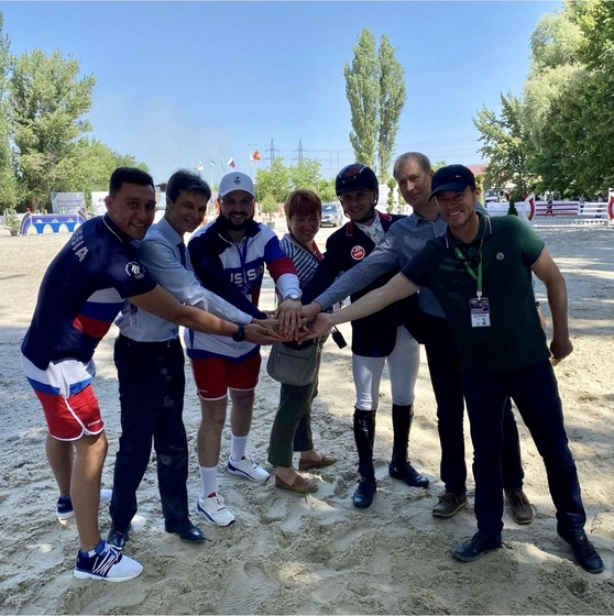 Российские спортсмены выступают на этапе Кубка наций в Бишкеке