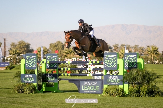 Кристен Вандервин побеждает на CSI5* в Термале 