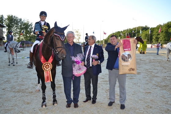 Международные соревнования по конкуру CSI4*/CSIYH1* «Виват, Россия!»: первый день