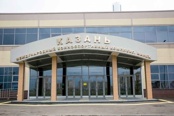 Манеж международного конноспортивного комплекса на территории Казанского ипподрома получил новый грунт