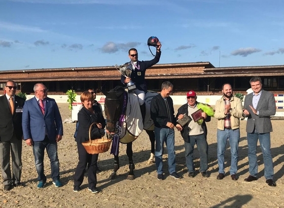 Сергей Петров выиграл международный турнир по конкуру CSI2*/CSIYH1 в КСК "Ивановское"