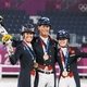 Бронзовые призеры Олимпиады в Токио – сборная Великобритании (слева направо): Шарлотта ДУЖАРДИН, Карл ХЕСТЕР, Шарлотта ФРАЙ / Фотограф: FEI/Shannon Brinkman